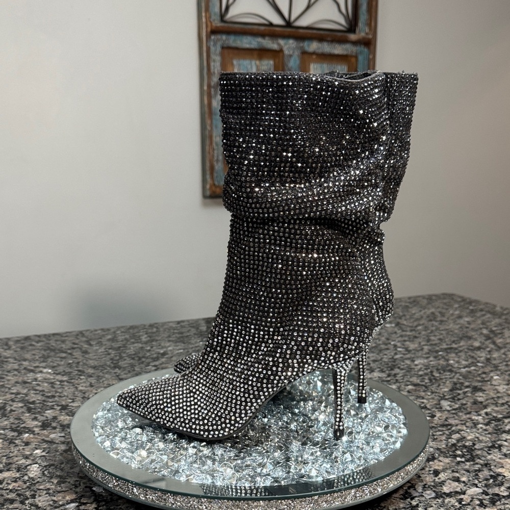 Thalia Sodi Black Rhinestone Heeled Boots NWOT 7